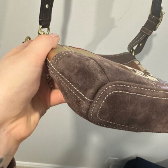 EUC- VINTAGE Y2K PATCHWORK COACH CROSSBODY - Picture 12 of 16